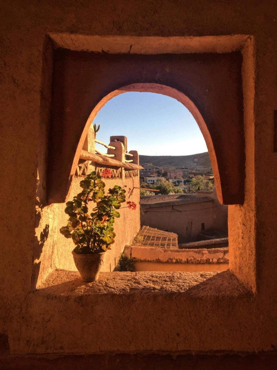 Les Jardins Du M'Goun Bed & Breakfast Kelaat-M'Gouna Eksteriør bilde